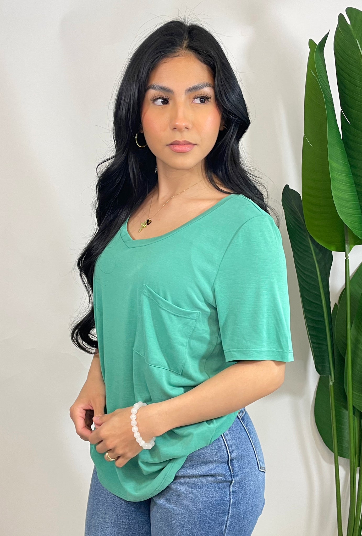 AURORA BASIC TEE (GREEN)